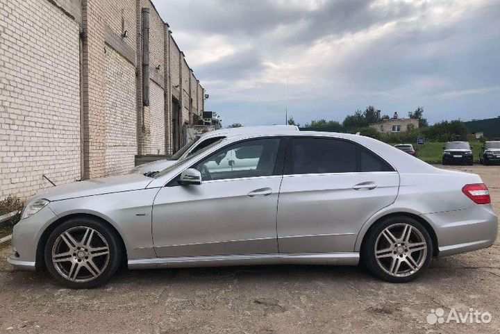 Mercedes W212 2012 г по запчастям