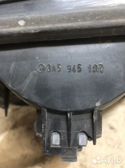 VW Passat B4 Фонарь внутренний левый правый