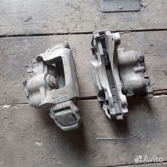 Суппорта передние LADA Niva (Нива) 21214