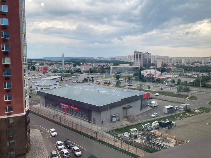 1-к. квартира, 37 м², 9/12 эт.