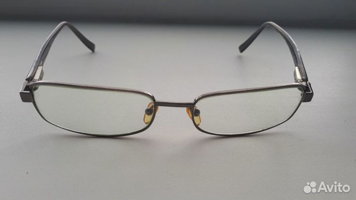 Очки с минусовыми диоптриями