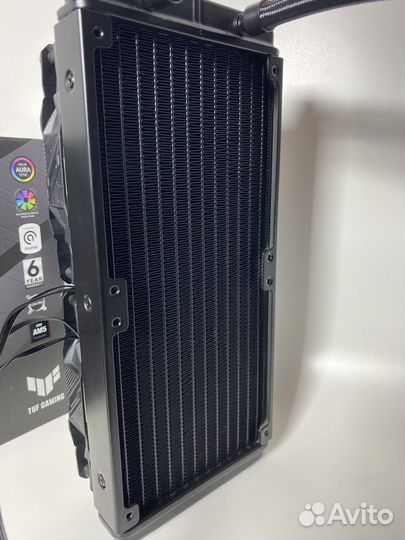 Asus Tuf Gaming LC 240 argb