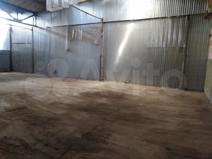 Склад, 300 м²