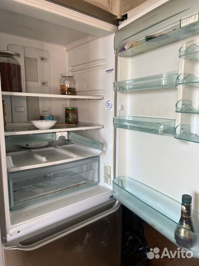 Холодильник на запчасти