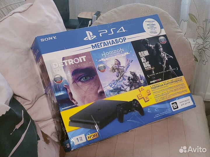 Sony playstation 4 Slim 1TB (на пломбе)