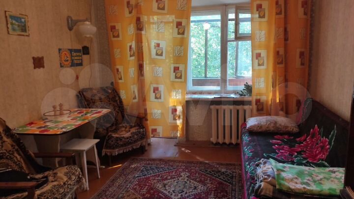 Комната 12,2 м² в 6-к., 2/4 эт.