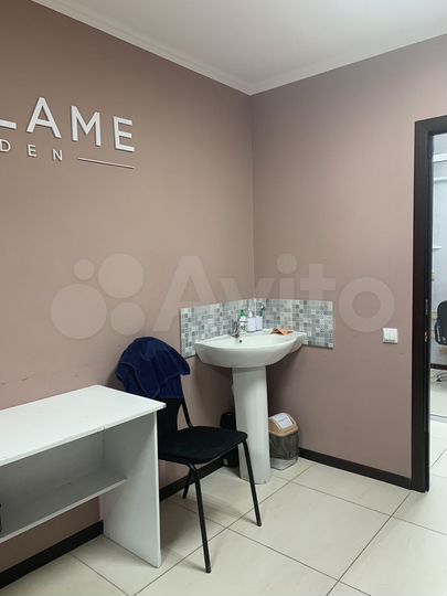 Свободного назначения, 13.6 м²