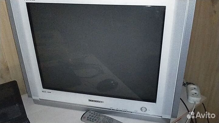 Телевизор samsung 25