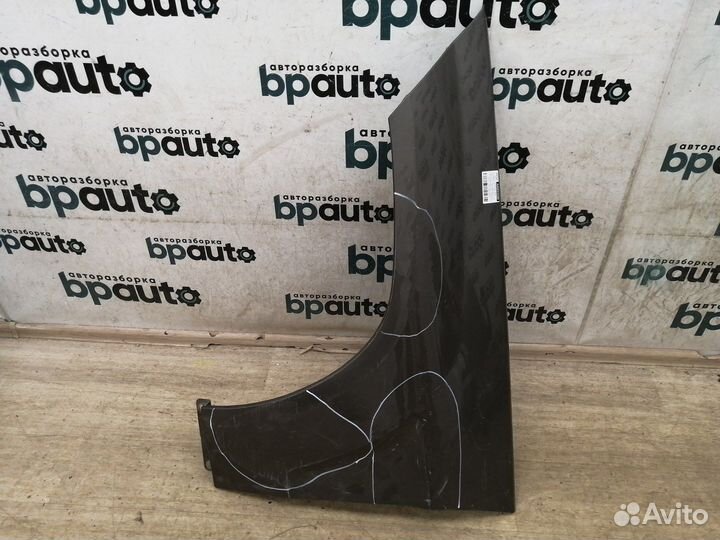 Крыло переднее левое A2048810701 Mercedes-Benz