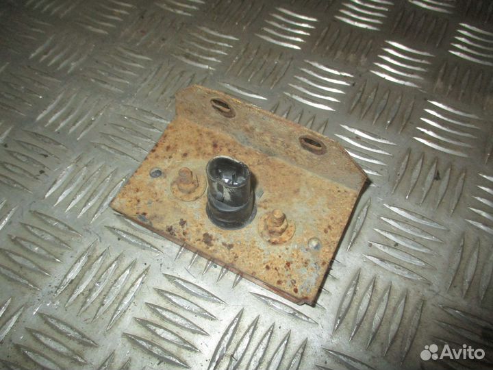 Фонарь габаритный с кронштейном камаз 4573725982