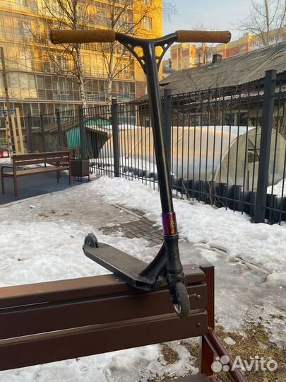 Трюковой самокат парк