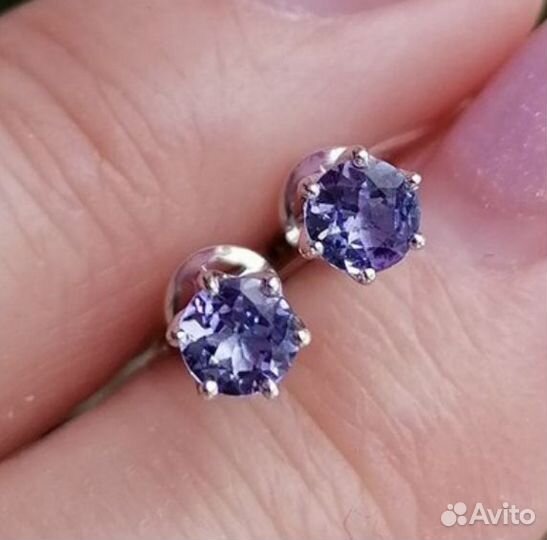 585 серьги нат танзаниты 0,97ct Новые гвоздики