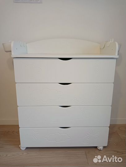 Пеленальный комод