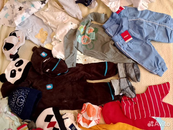 Пакет теплых вещей на новорожденного мальчика