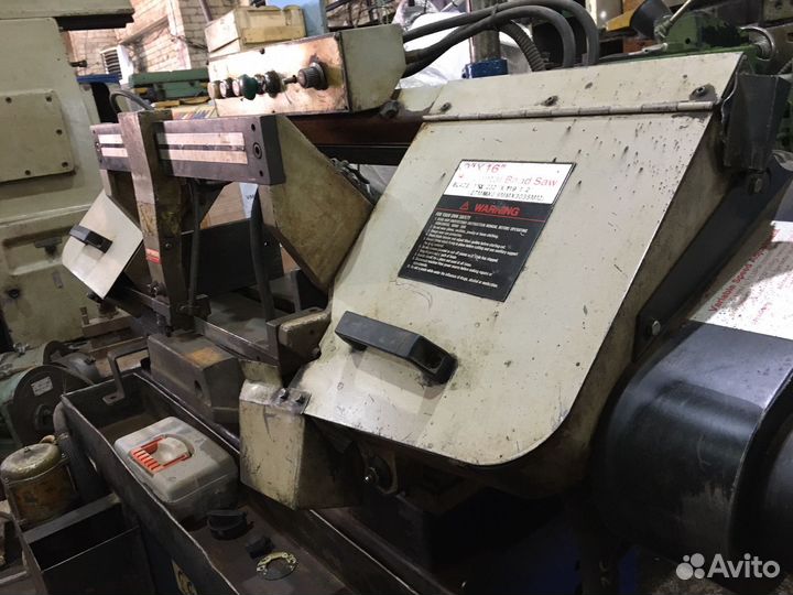 Ленточнопильный станок UE 916 V