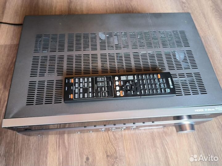 Ресивер Yamaha RX-V373