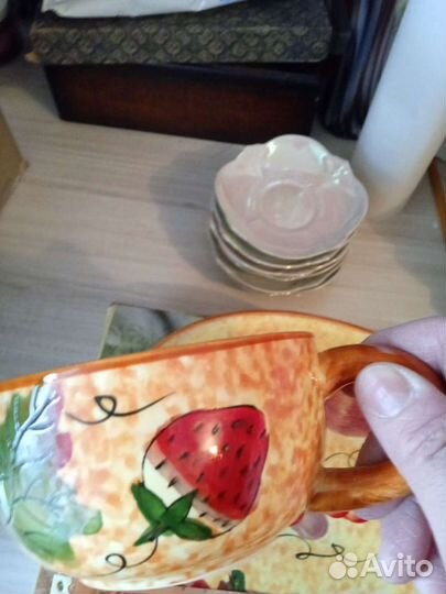 Чайные пары, блюдца, вазы