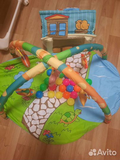 Игровой развивающий коврик