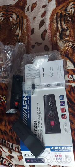 Alpine ute 72bt