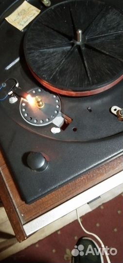 Проигрыватель винила Вега 106