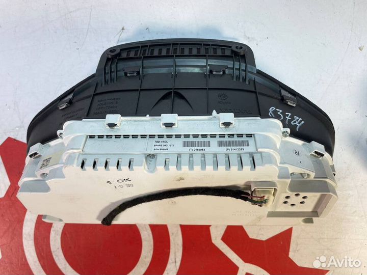 Панель приборов Volvo