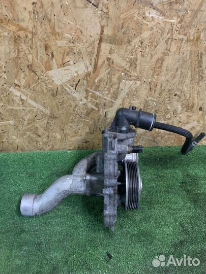 Помпа водяная 3.0 Jeep Grand Cherokee 4 Dodge Ram