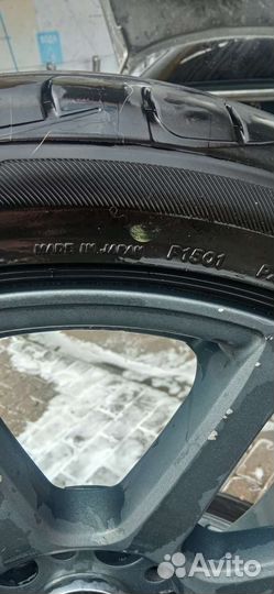 Bridgestone Playz PX 215/45 R17 91W