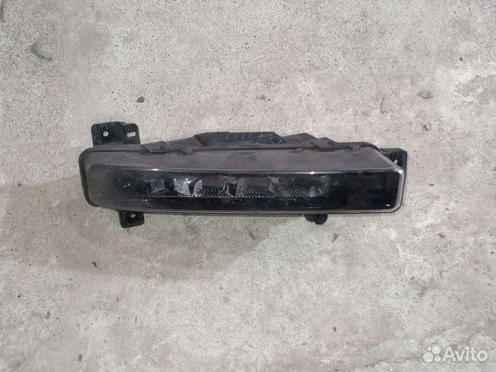 Фара противотуманная на бмв G30/31 2019r