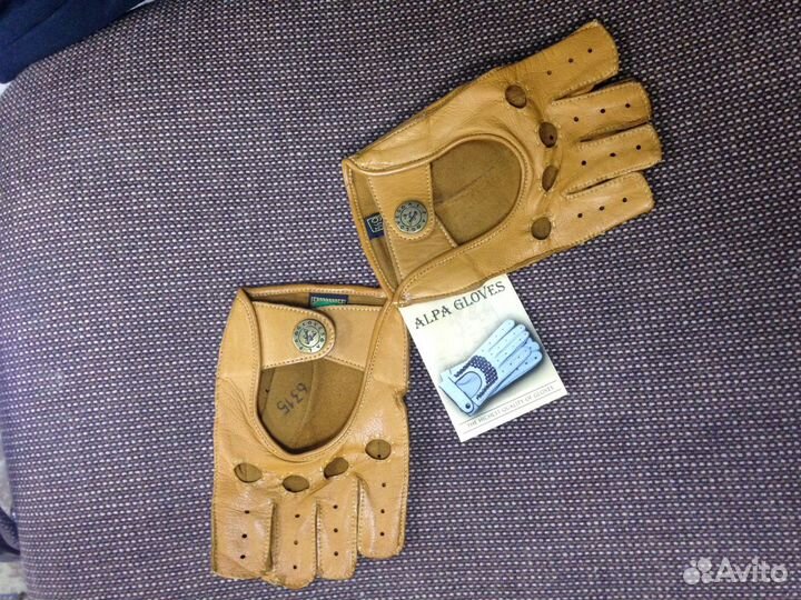 Перчатки(митинги)