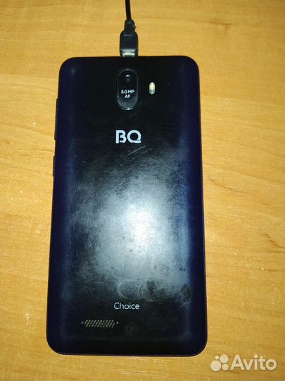 Телефон BQ