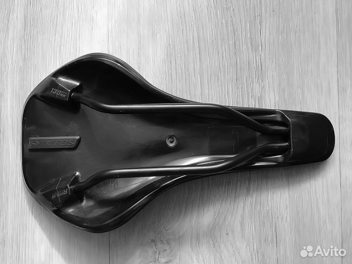 Велосипедные компоненты и аксессуары