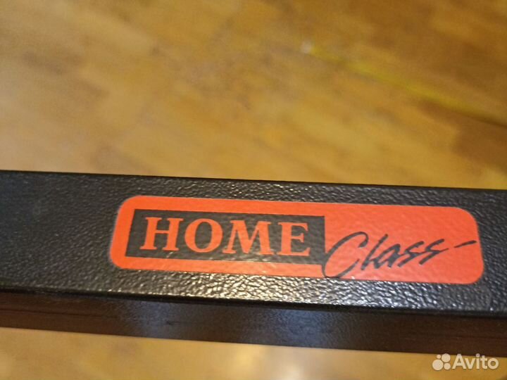 Турник настенный