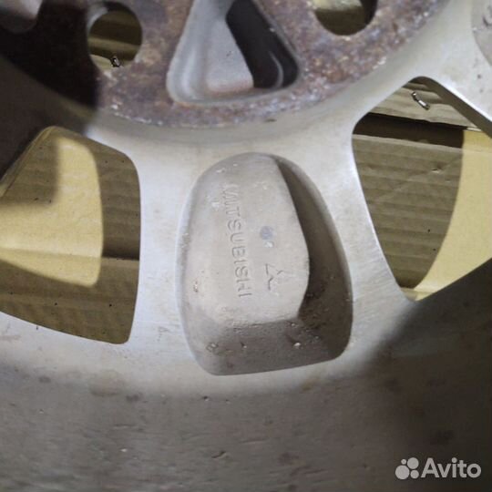 Литой диск r16 оригинал Mitsubishi