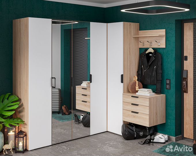 Тумба с тремя ящиками