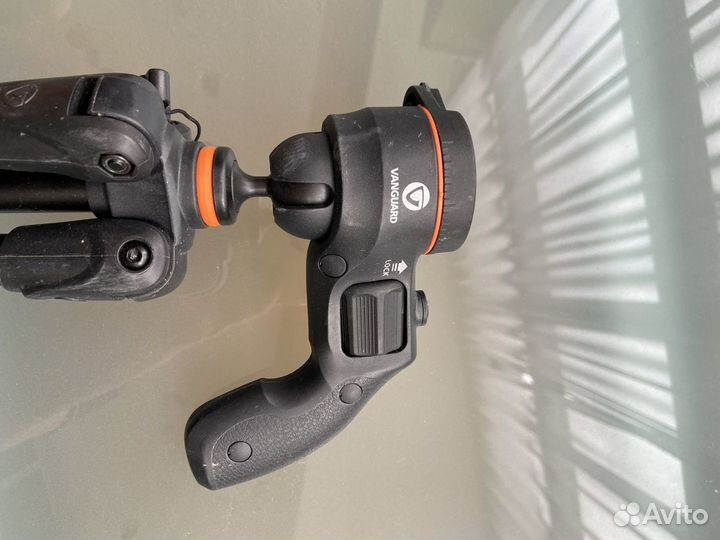 Штатив Vanguard Espod CX 203 AGH