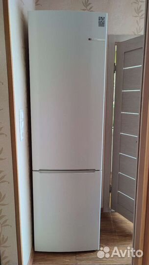 Холодильник bosch Kgv39xw2ar