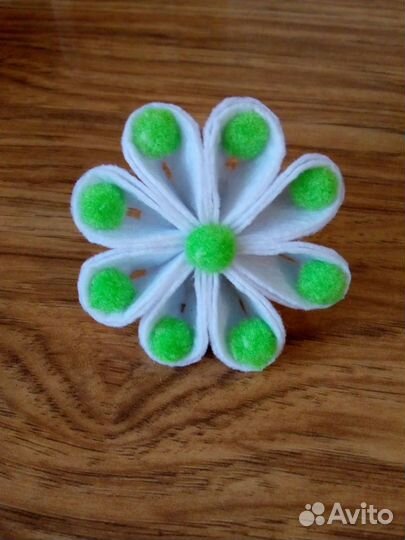 Резиночки цветочки из фетра для волос