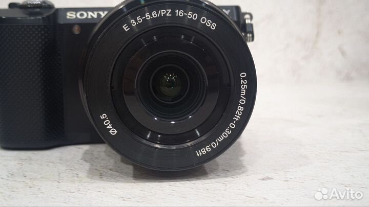 Цифровой фотоаппарат Sony Alpha 5000