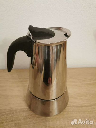 Гейзерная кофеварка