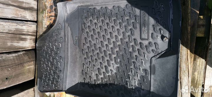 Автомобильные коврики резиновые бу