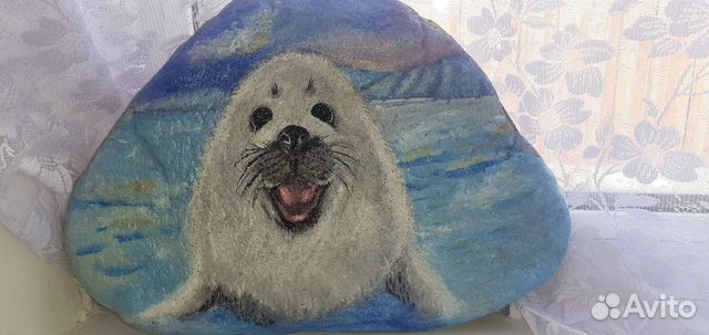 Байкальский камень. Роспись акрилом. Большой