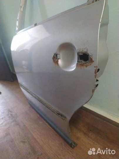 Дверь боковая задняя левая Volkswagen Passat B5+