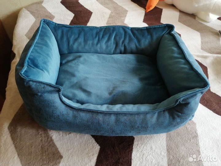 Лежанка для собак и кошек