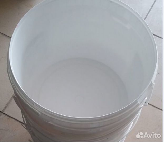 Ведро пластиковое с крышкой 10л