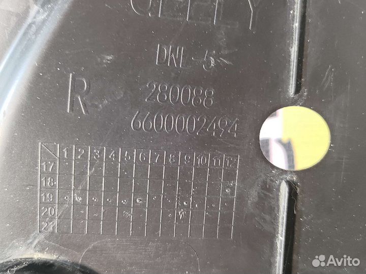 Крышка двигателя правая Geely Tugela