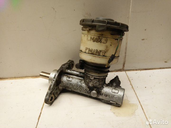 Главный тормозной цилиндр Rover 400 седан 2.0