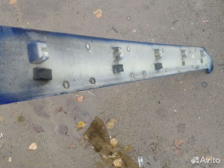 Накладка заднего правого крыла мерседес вито 639 M