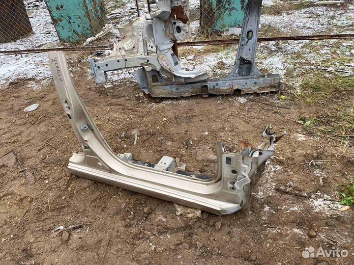 Правый порог Hyundai Solaris 1 седан