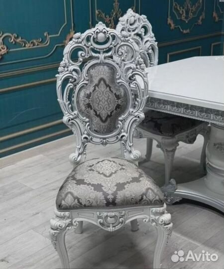 Стол для кухни со стульями