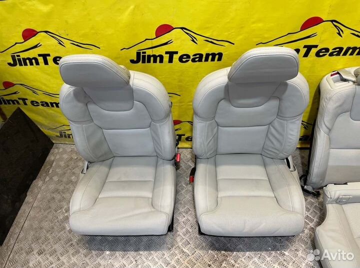 Сидения Салон Volvo Xc60 UZ D4204T14 2019